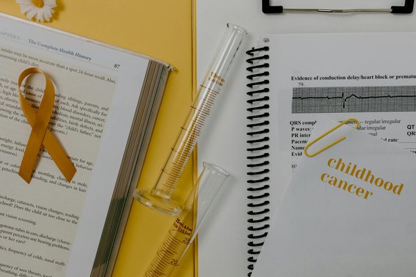 Pourquoi et comment changer de gynécologue en pleine grossesse pour une meilleure expérience : Guide pratique